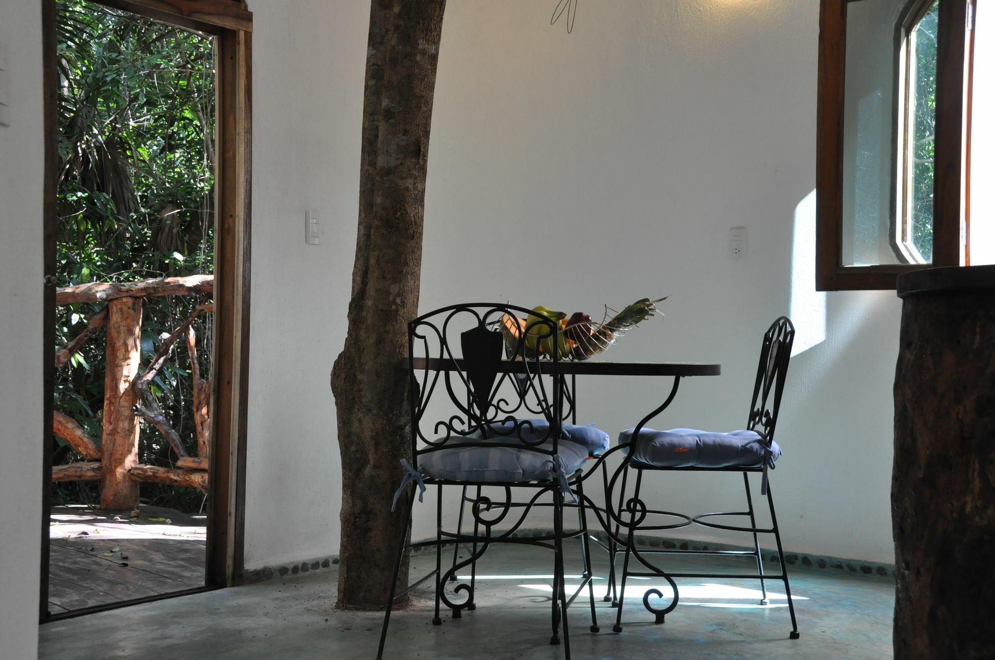 Jolie Jungle Eco Hotel (Adults Only) Leona Vicario Exteriör bild
